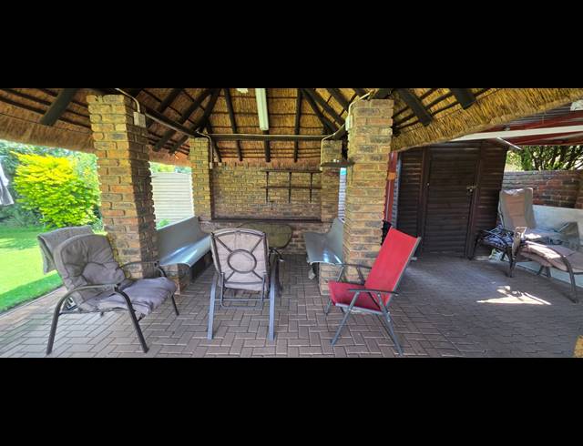 4 BEDROOM HOUSE FOR SALE IN VANDERBIJLPARK SE 2